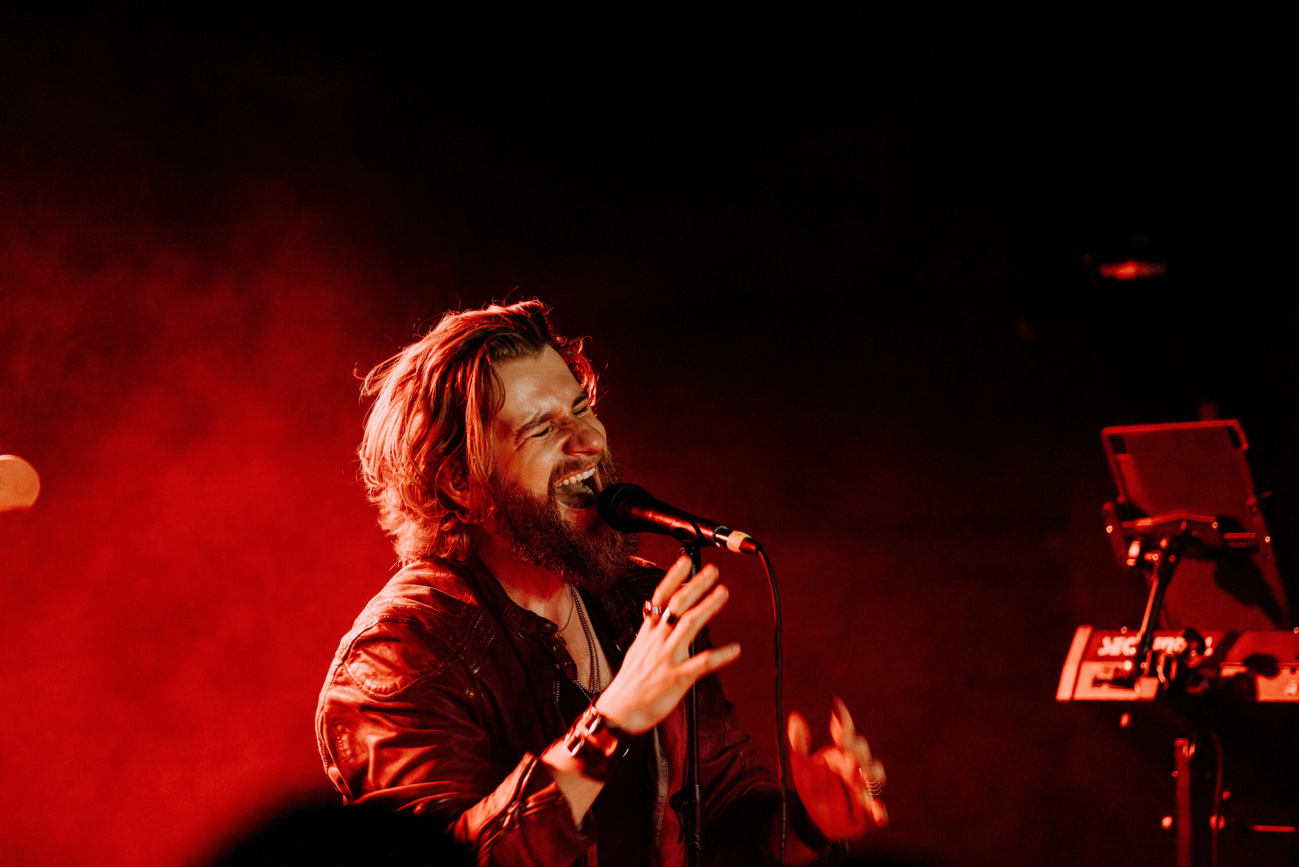 ADAM KALINOWSKI – ALE PO ANGIELSKU I NIE TYLKO | KONCERT